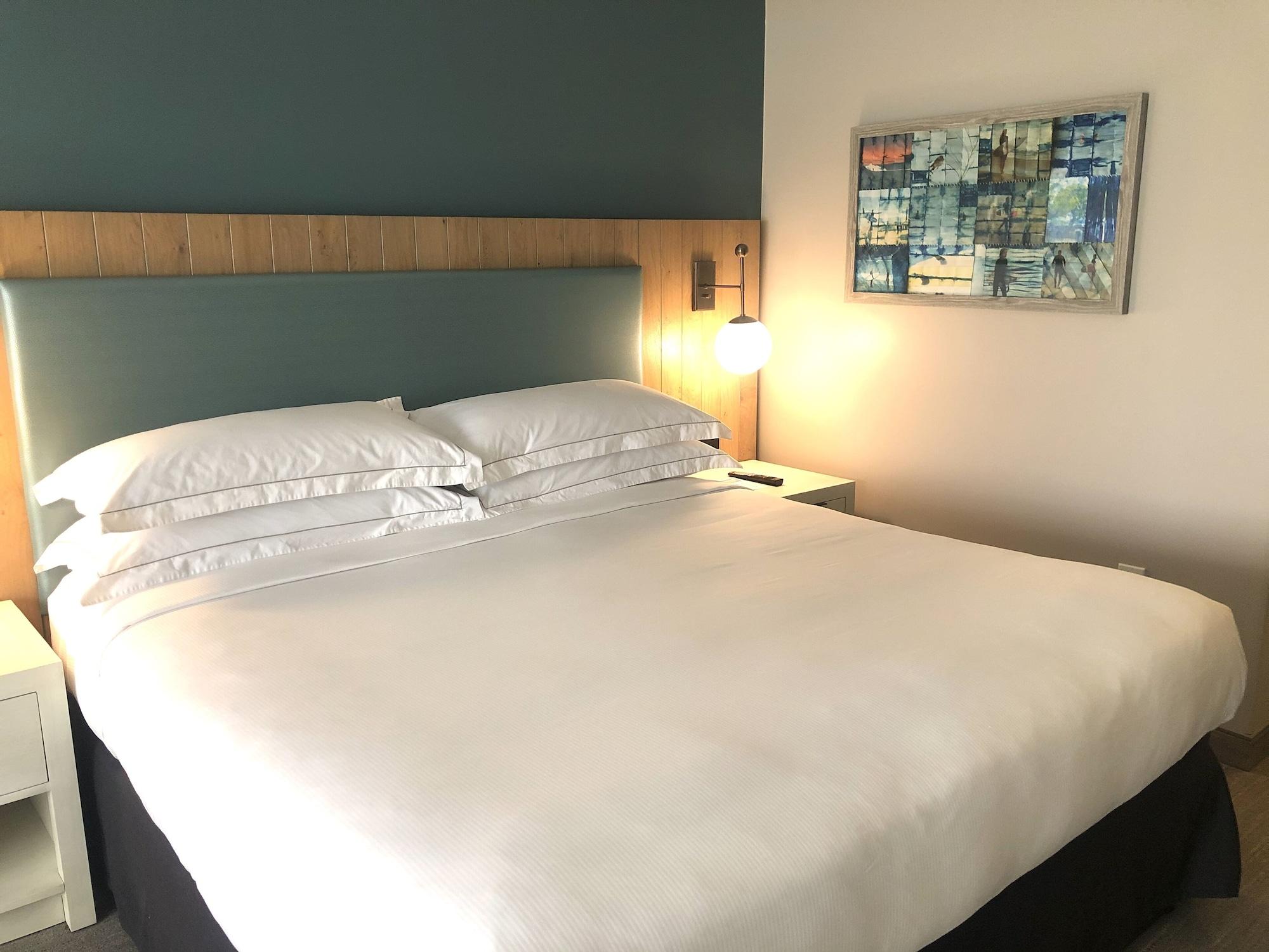 Suncoast Hotel Anaheim, Tapestry Collection By Hilton Екстериор снимка