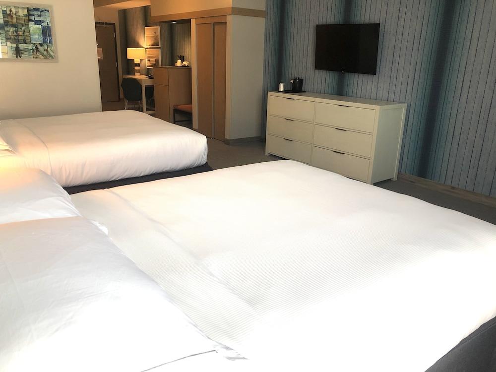 Suncoast Hotel Anaheim, Tapestry Collection By Hilton Екстериор снимка