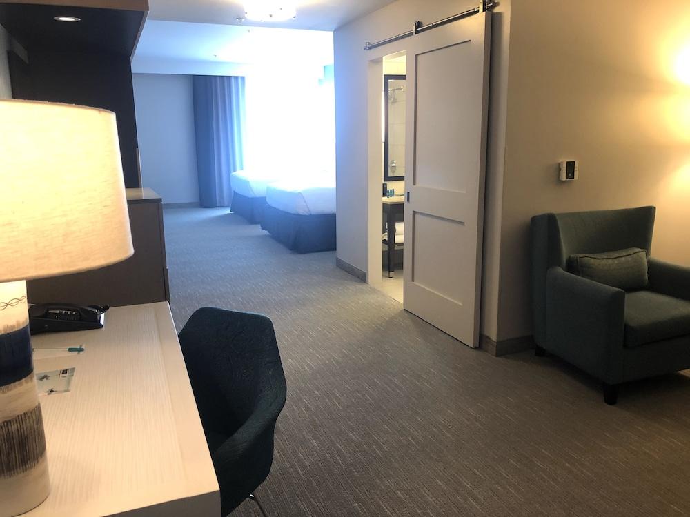 Suncoast Hotel Anaheim, Tapestry Collection By Hilton Екстериор снимка