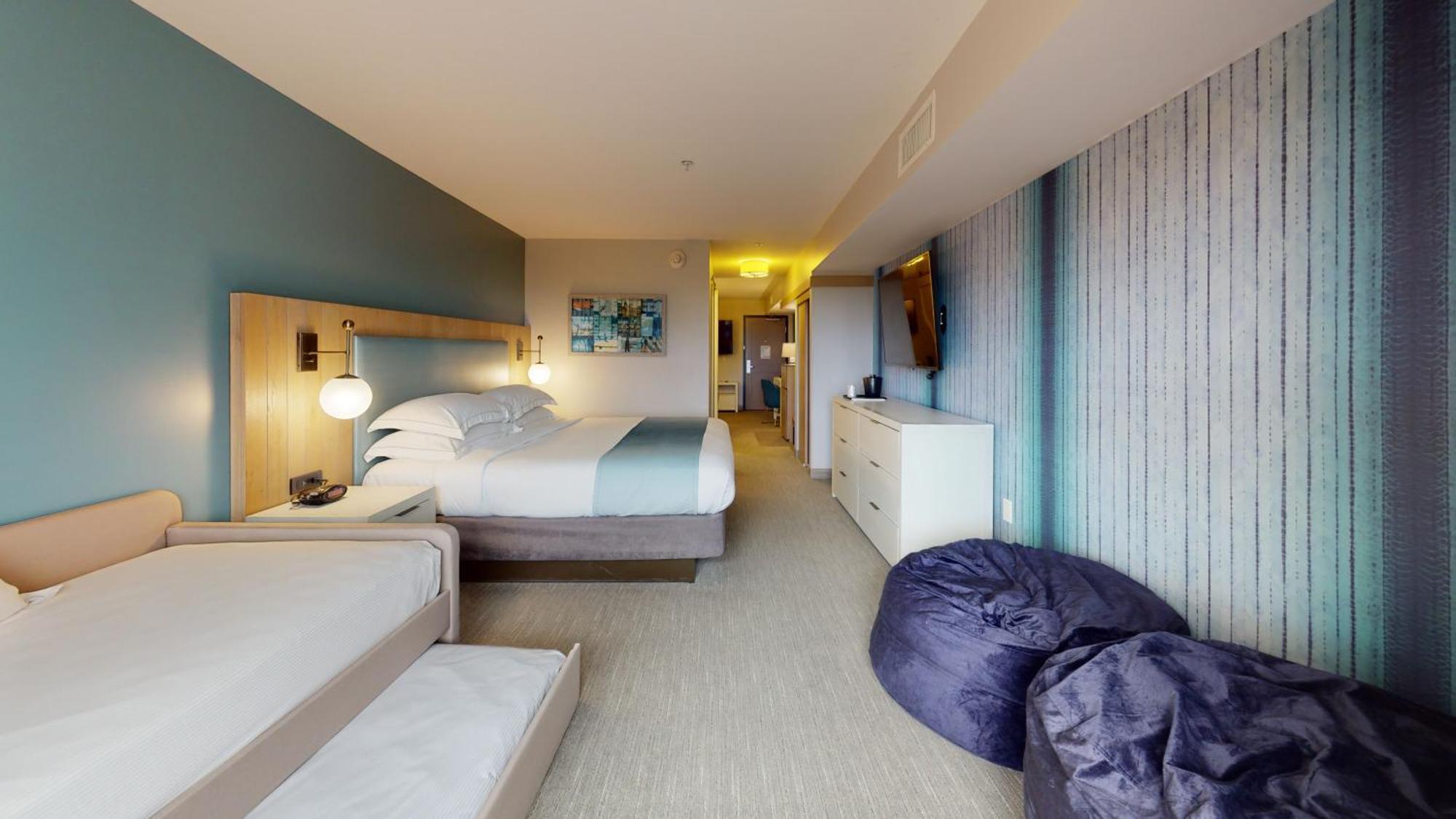 Suncoast Hotel Anaheim, Tapestry Collection By Hilton Екстериор снимка